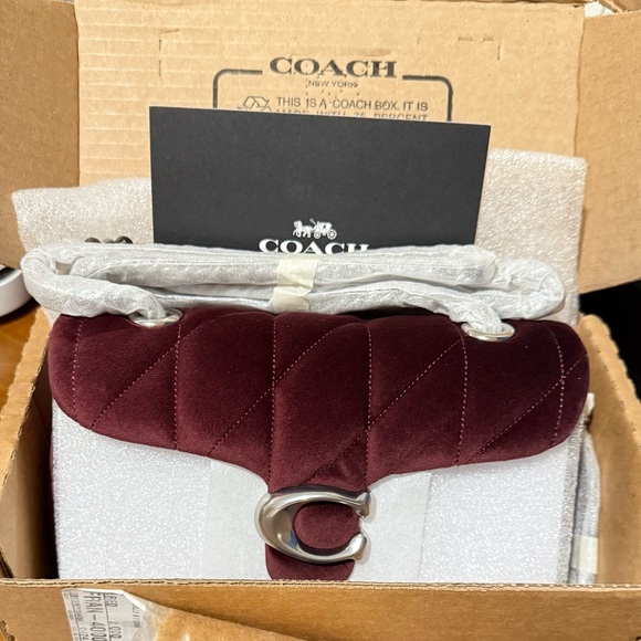 Coach Quilted Velvet Tabby Shoulder Bag 20 Merlot Clutch Crossbody CW608 NWT - Picture 5 of 7